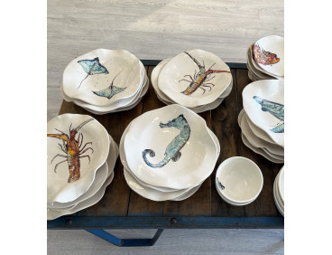 Plato Irregular Sardinas - Pintado A Mano