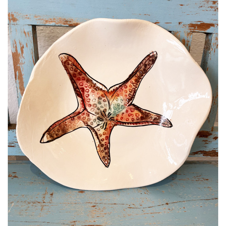 Plato Irregular Estrella. Pintado A Mano