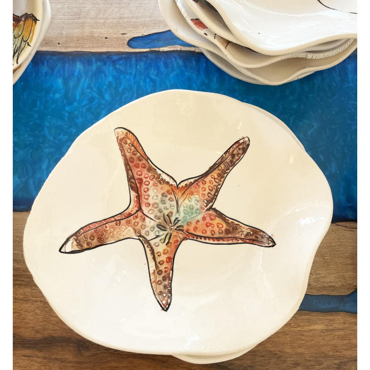 Plato Irregular Estrella. Pintado A Mano