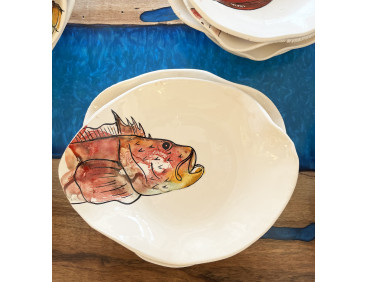 Plato Irregular Cabracho. Pintado A Mano