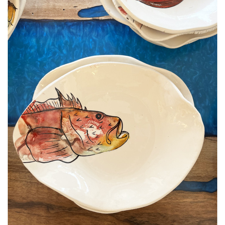 Plato Irregular Cabracho. Pintado A Mano