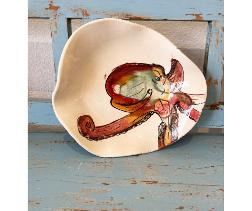 Plato Irregular Pulpo. Pintado A Mano