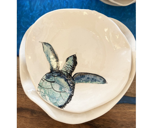 Plato Irregular Tortuga. Pintado A Mano